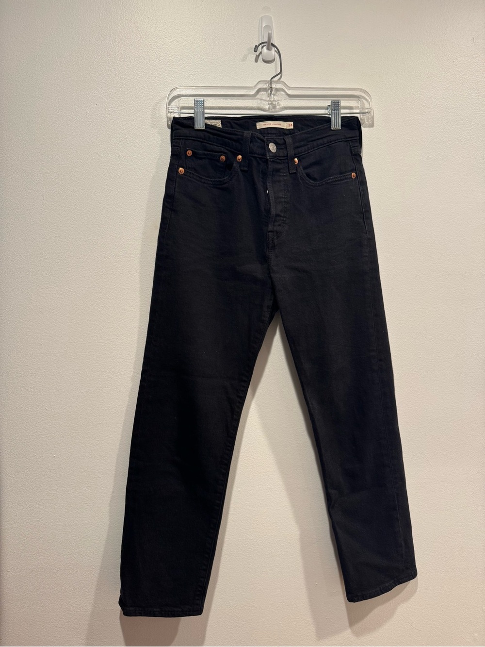 Women’s Levi’s Premium Wedgie straight black denim